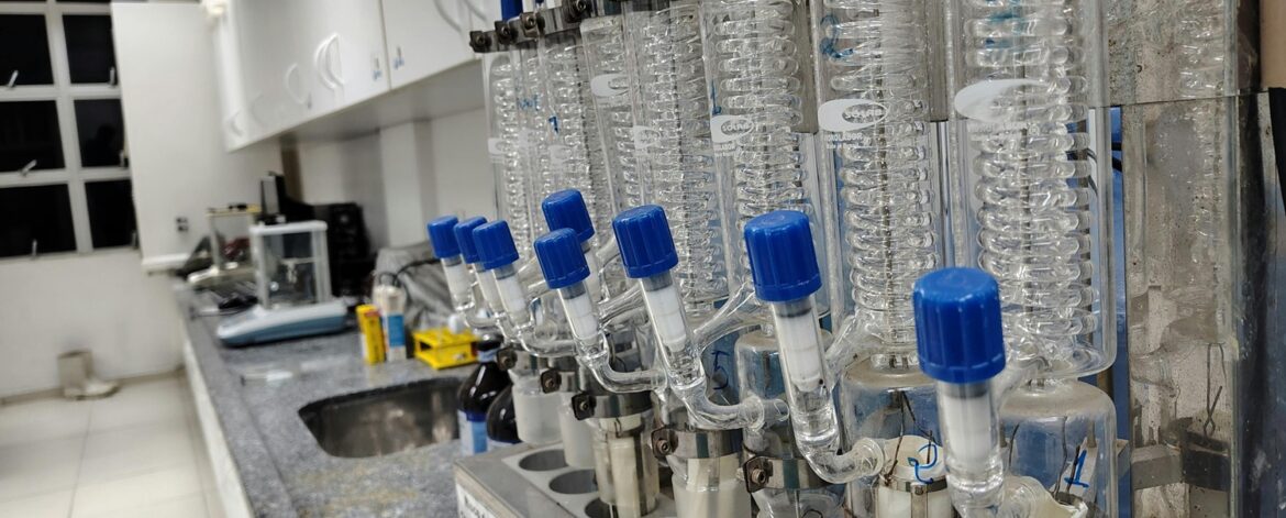 pracownik-laboratorium